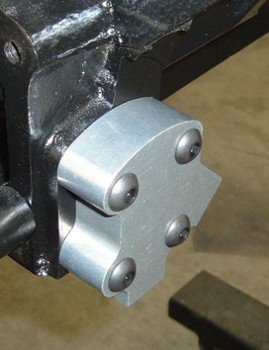 Billet Aluminum Oil Filter Adapter (392DOFA)