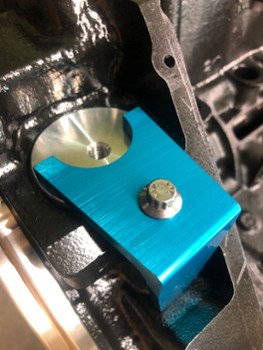 Distributor Plug & Hold Down (DPHD03)